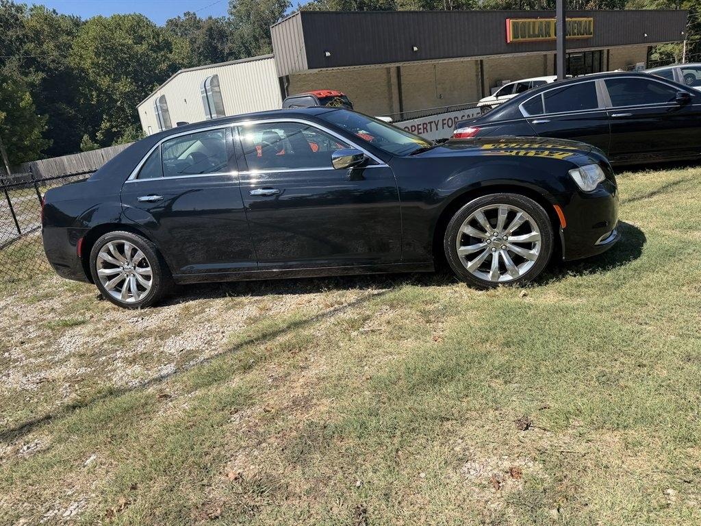 Chrysler 300 Limited RWD 2019