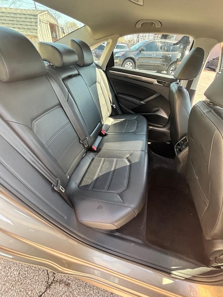 Volkswagen Passat SE PZEV 6A 2016