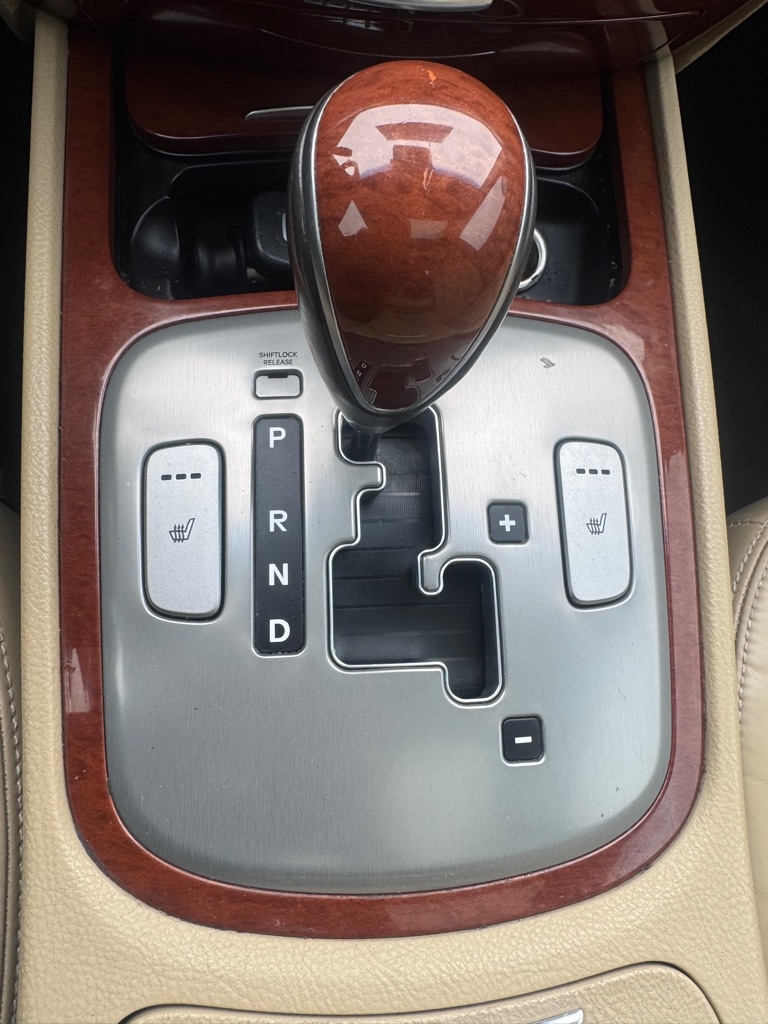 Hyundai Genesis 3.8L 2013 Hyundai Genesis 3.8L 2013