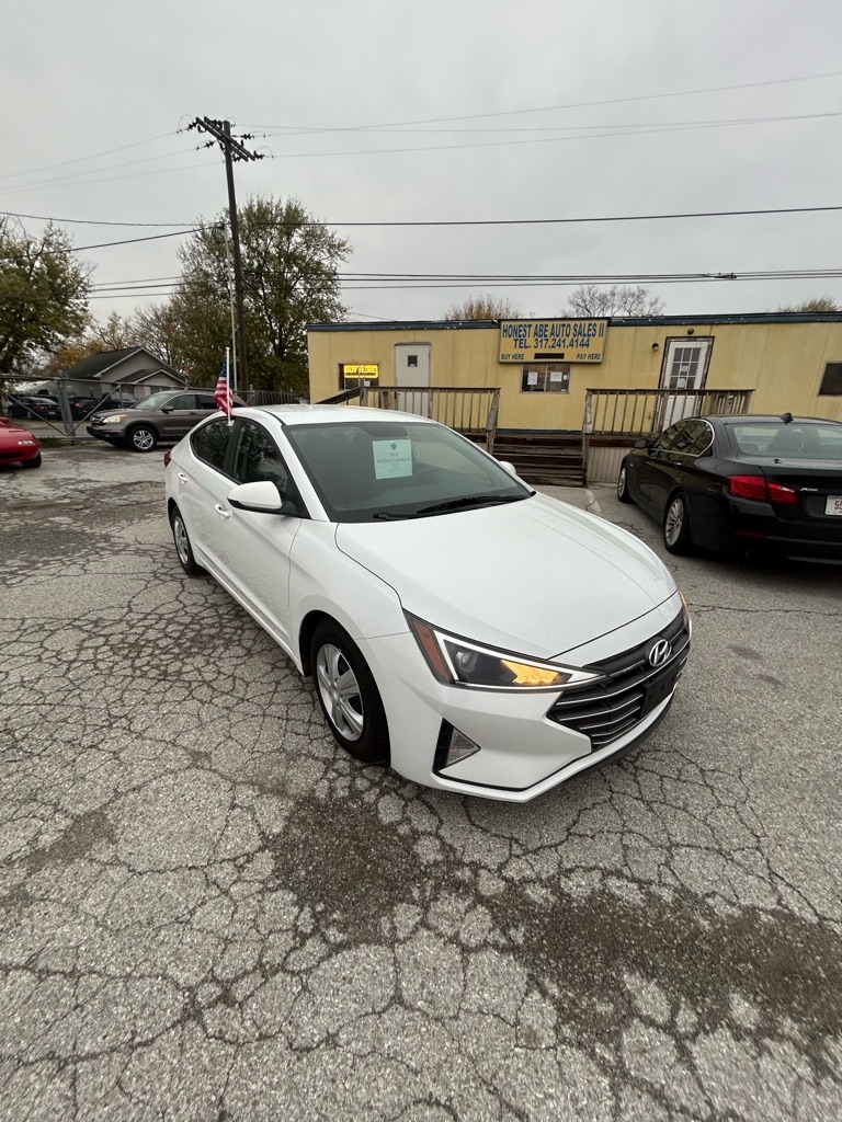 2019 Hyundai Elantra SE 6M