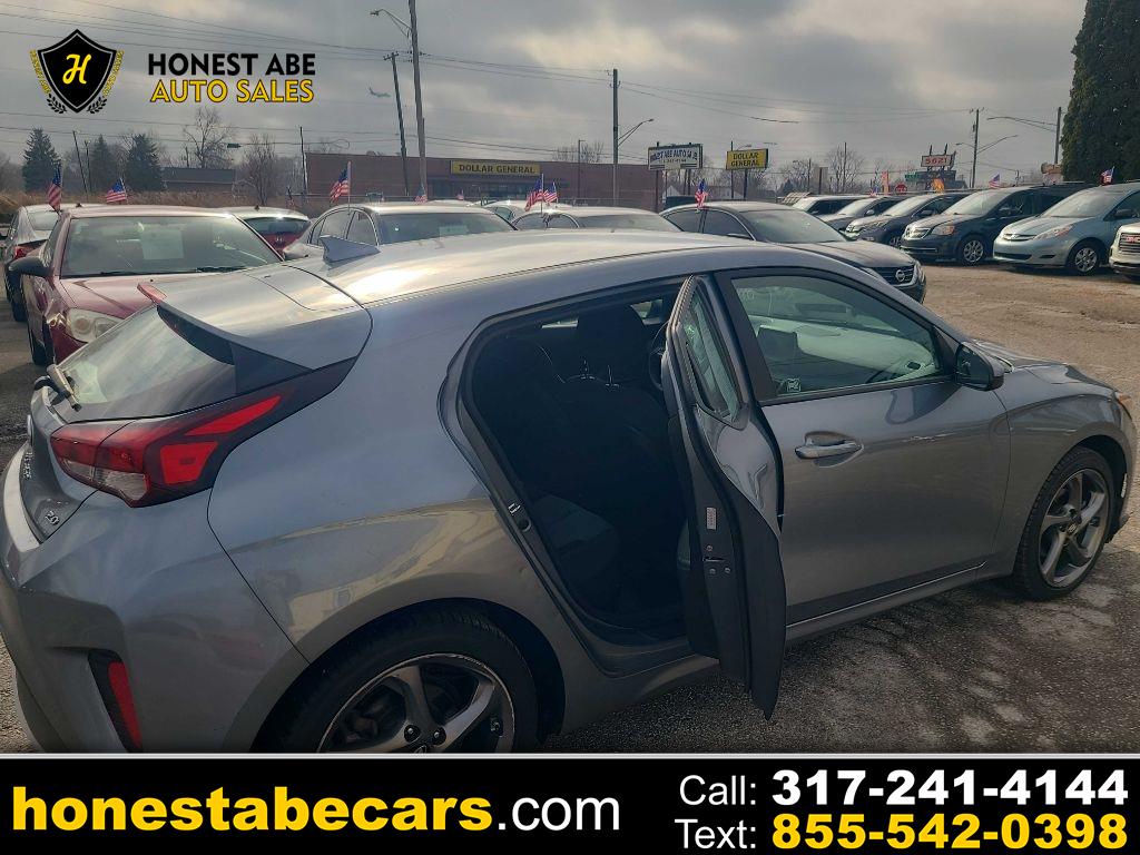 2020 Hyundai Veloster Base