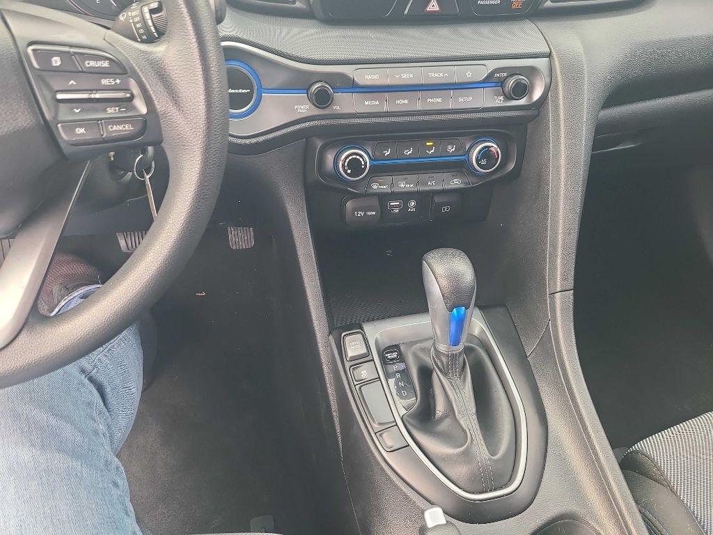 Hyundai Veloster 2.0 6A 2020