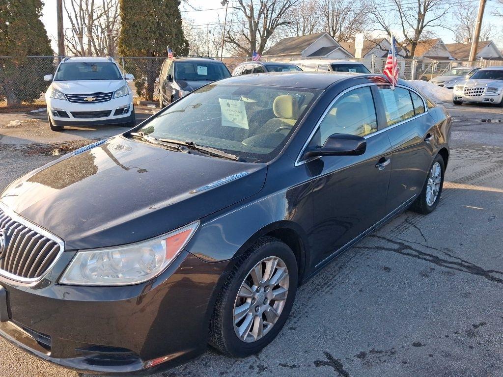 Buick LaCrosse Base 2013