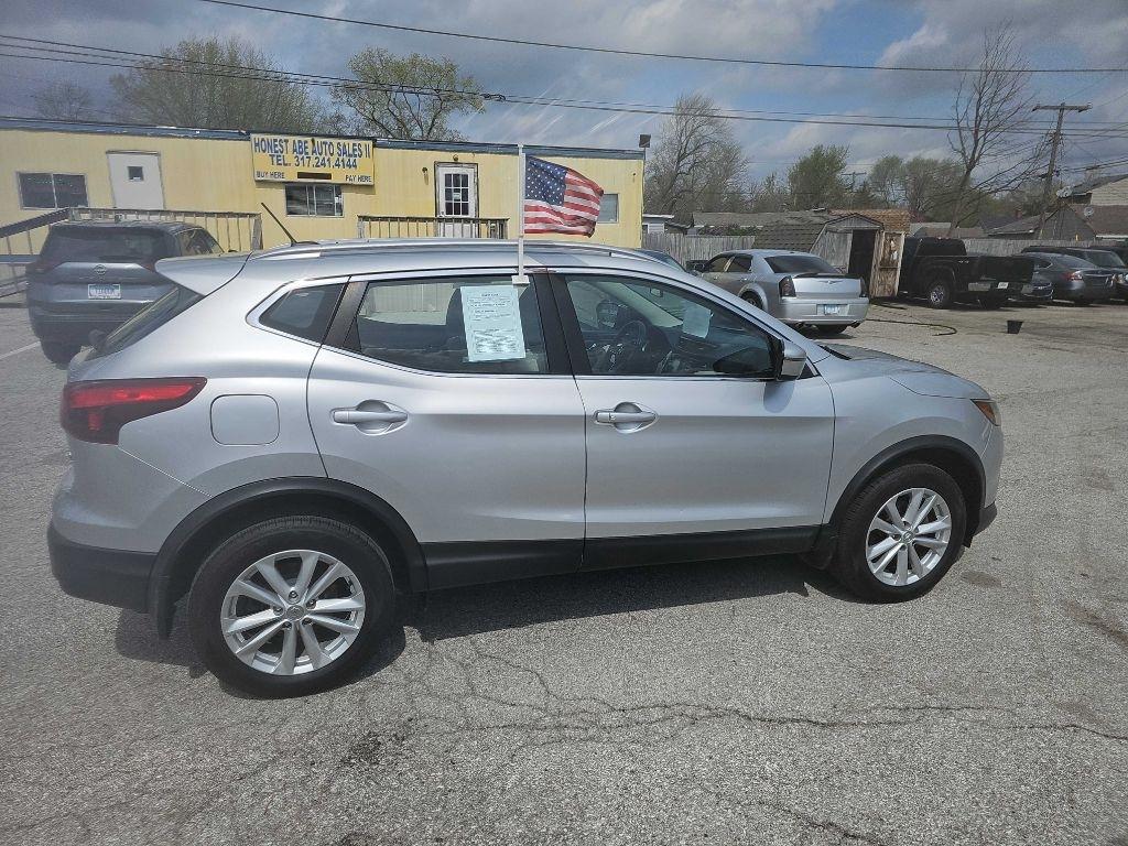 Nissan Rogue Sport S 2018