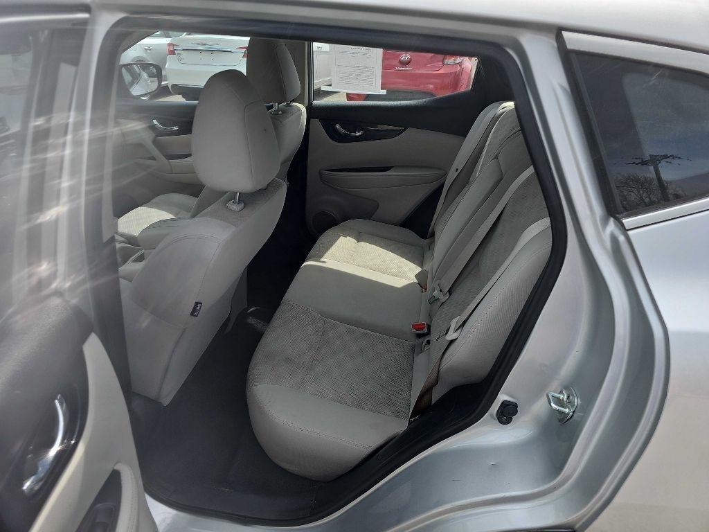 Nissan Rogue Sport S 2018