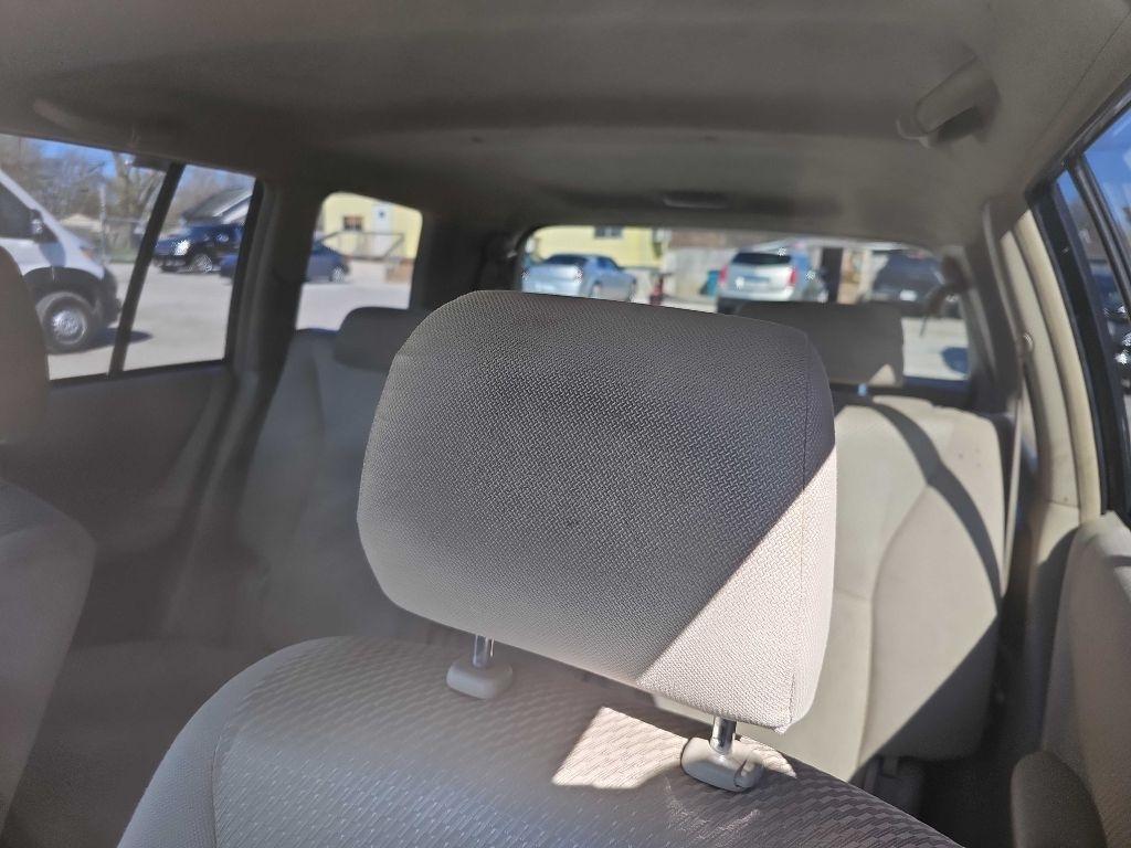 Toyota Highlander 2WD with 3rd-Row Seat 2006