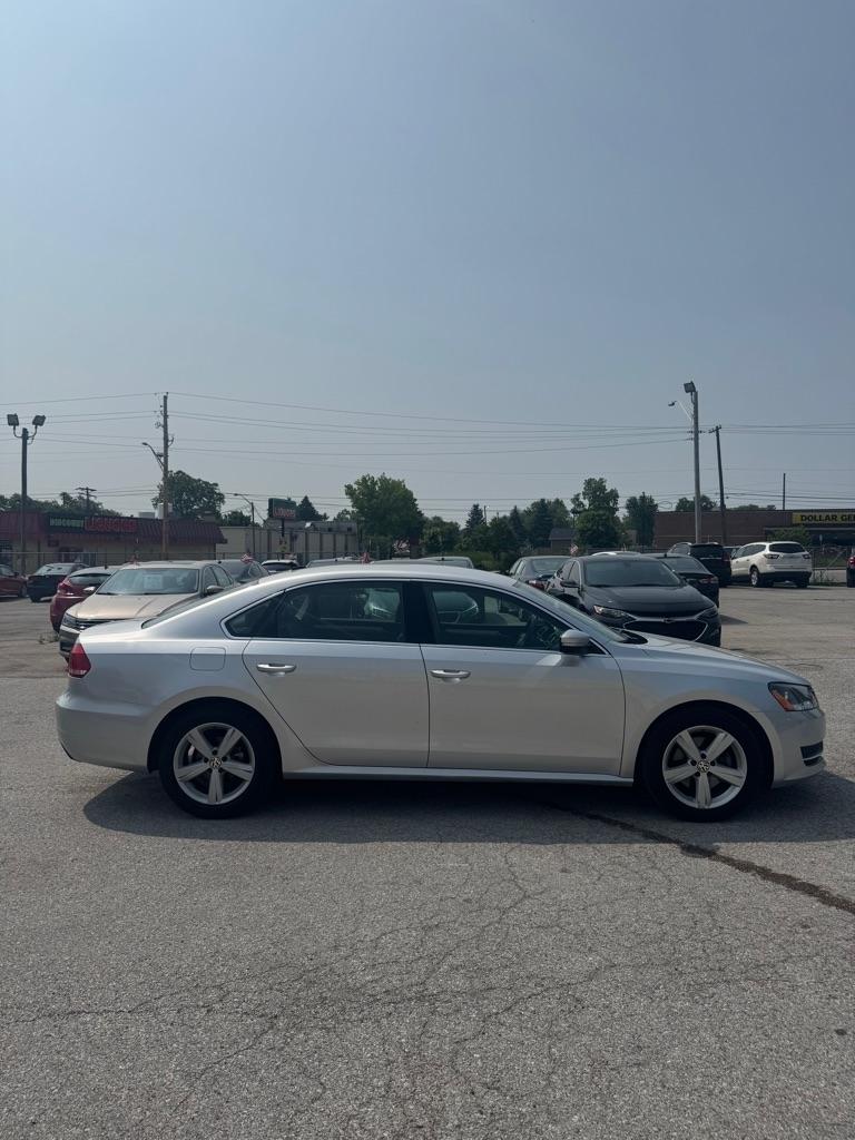 Volkswagen Passat 2.5L SE AT 2013