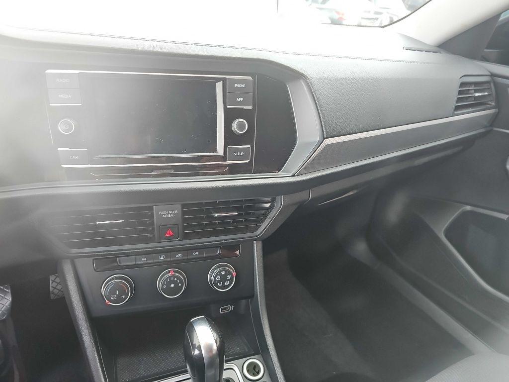 Volkswagen Jetta 1.4T S 8A 2019