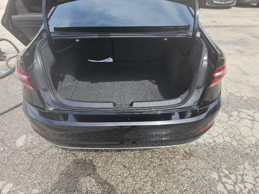 Volkswagen Jetta 1.4T S 8A 2019