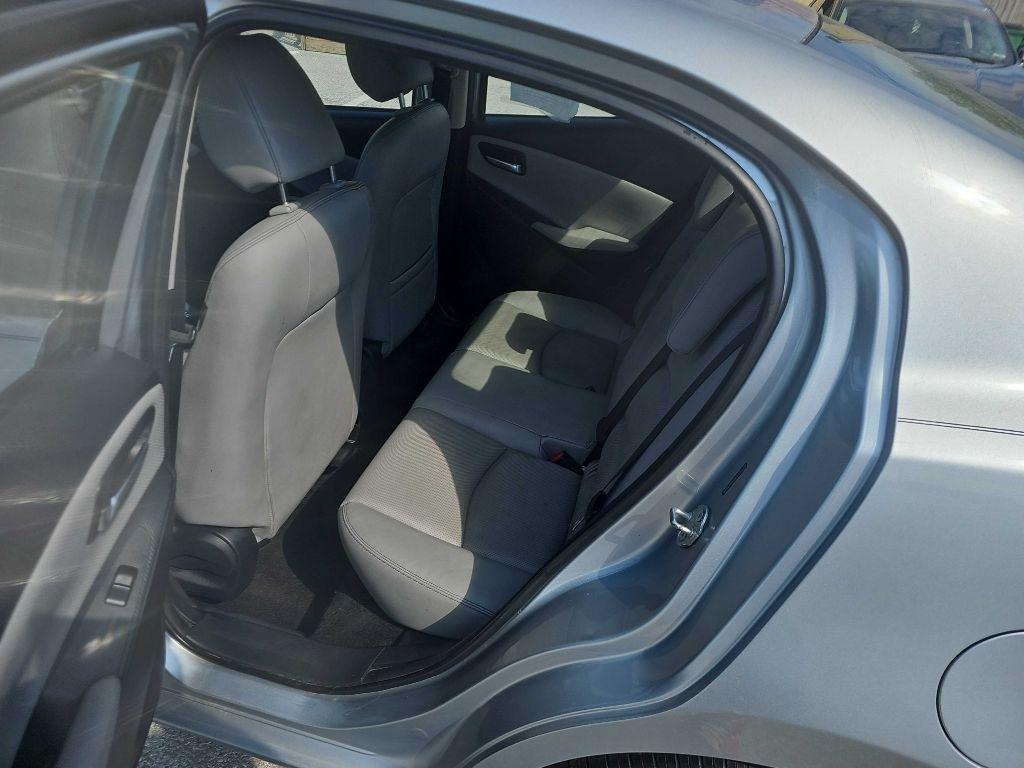 Toyota Yaris iA 6A 2019