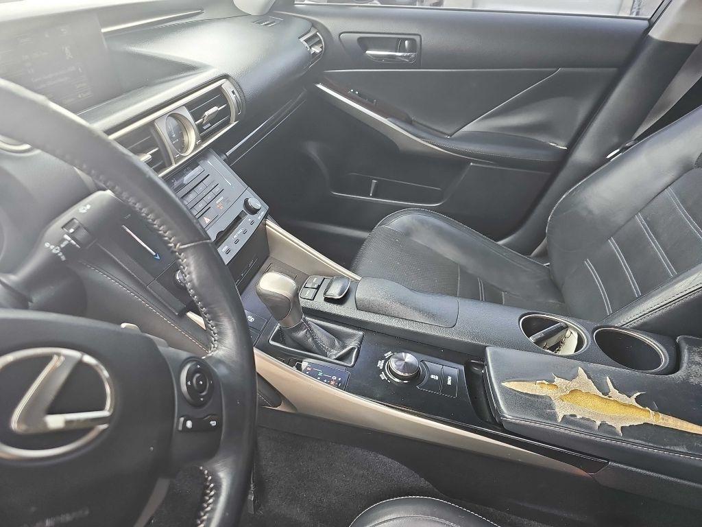 Lexus IS 350 AWD 2014
