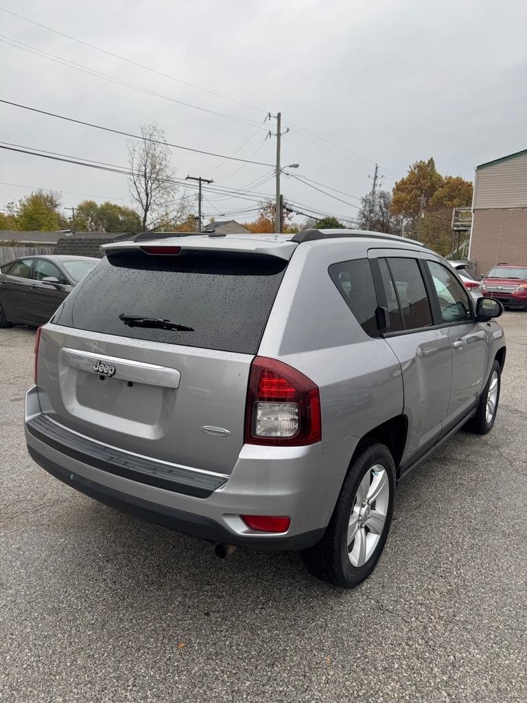Jeep Compass Latitude FWD 2016