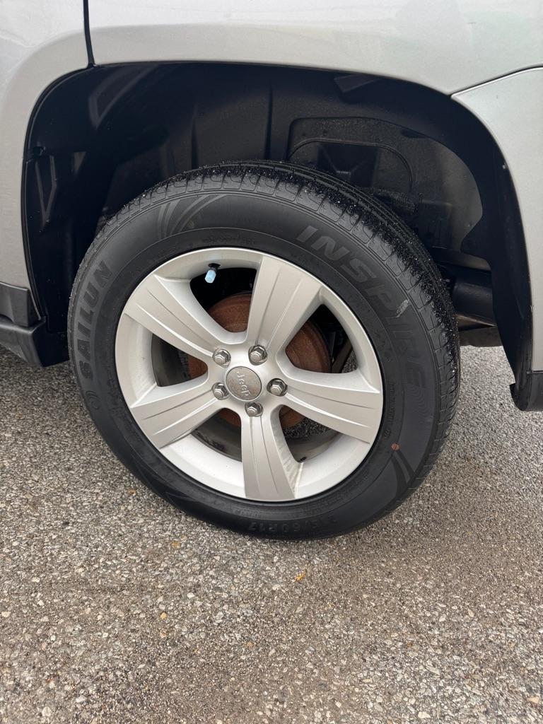 Jeep Compass Latitude FWD 2016
