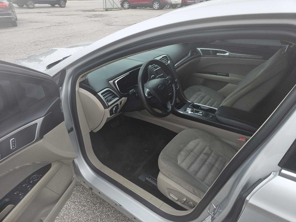 Ford Fusion SE 2017