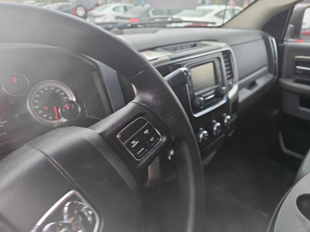 RAM 1500 SLT Quad Cab 4WD 2013