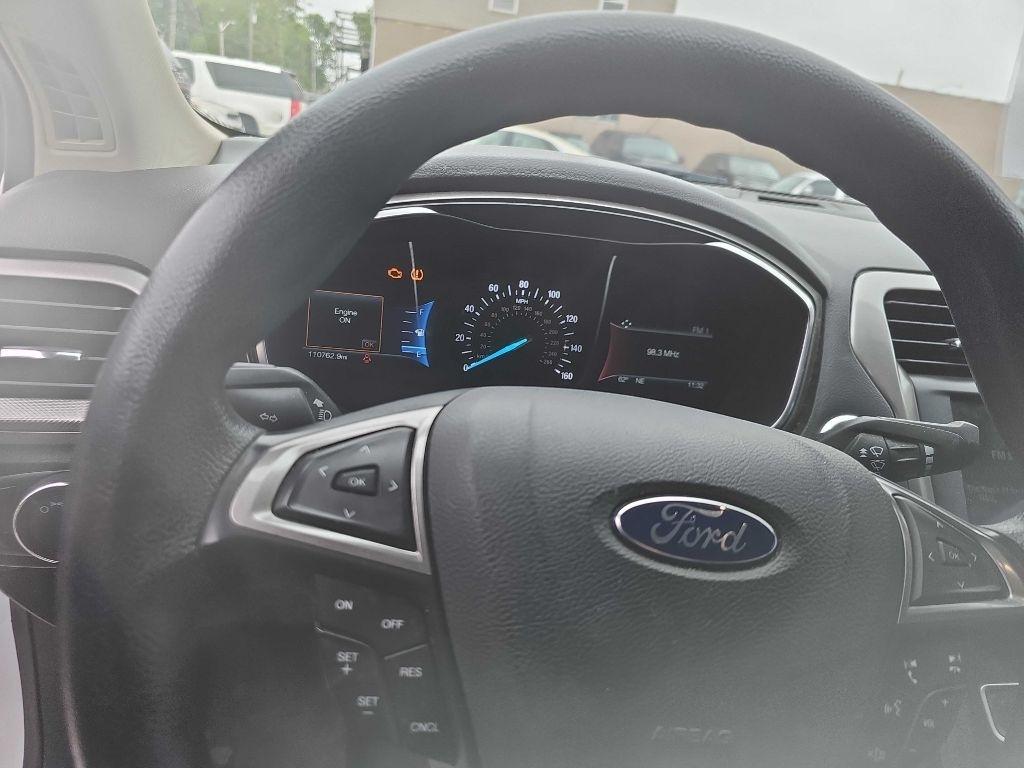 Ford Fusion SE 2017