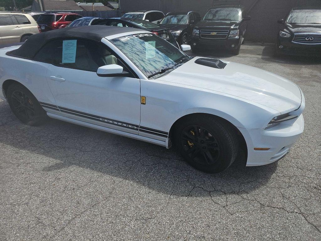 Ford Mustang 2dr Conv V6 2014