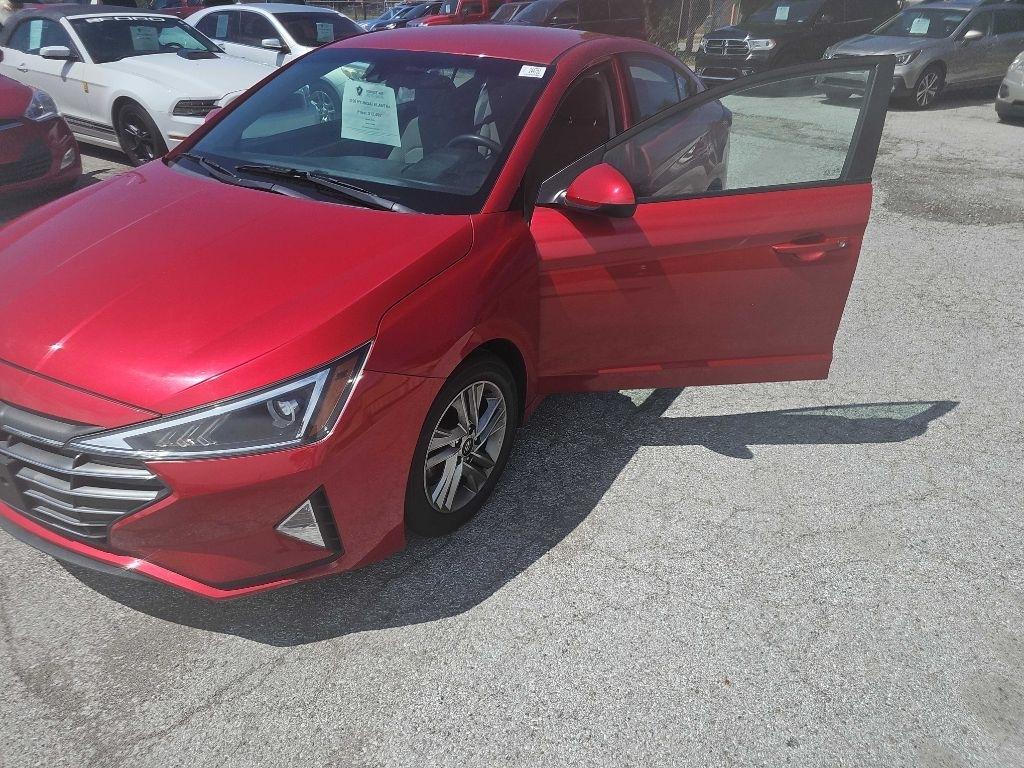 Hyundai Elantra SEL IVT 2020
