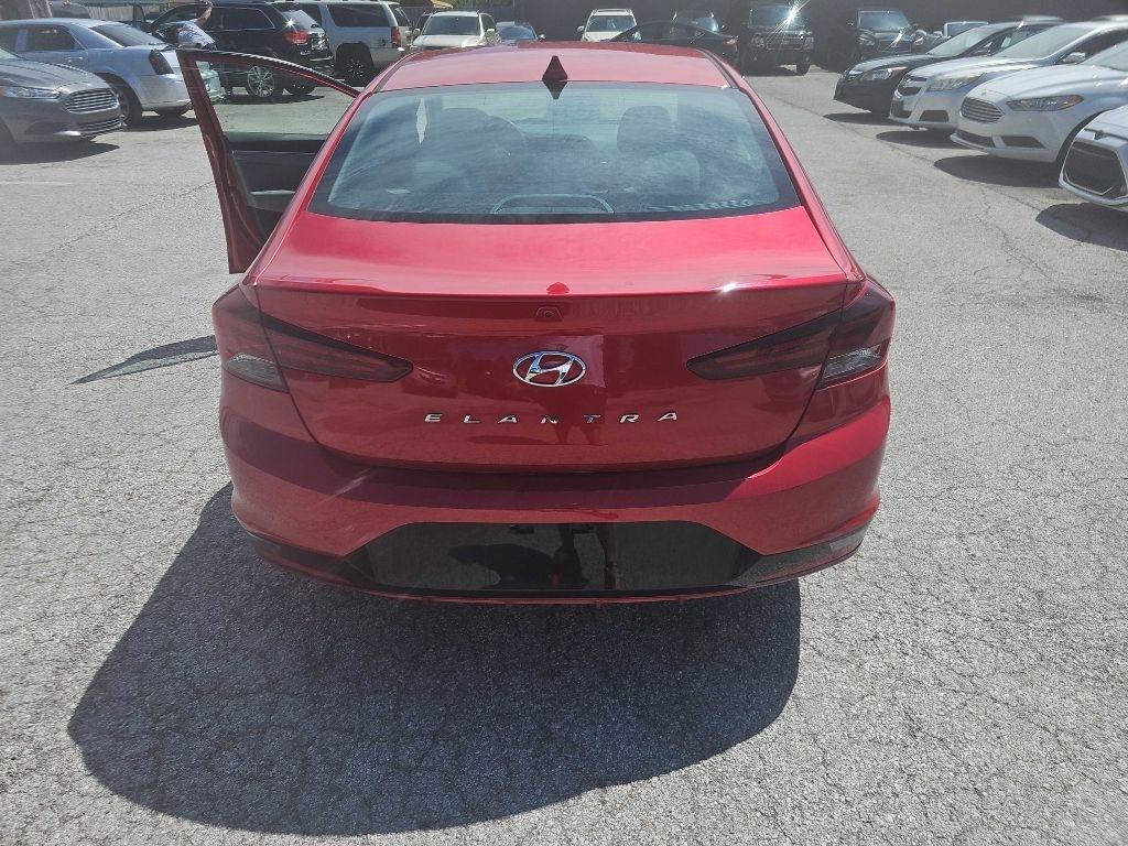 Hyundai Elantra SEL IVT 2020
