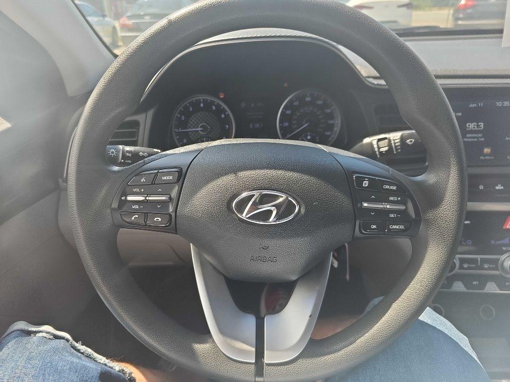 Hyundai Elantra SEL IVT 2020