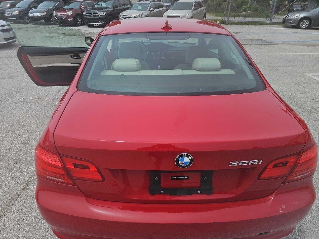 BMW 3 Series 2dr Cpe 328i xDrive AWD 2013
