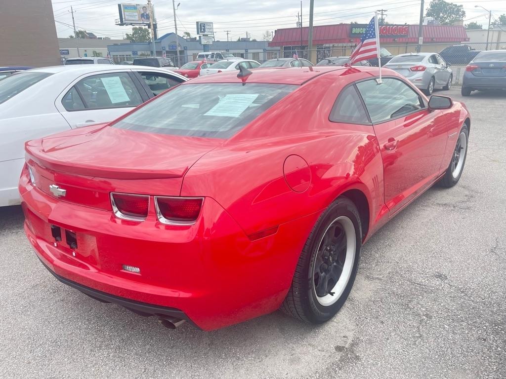 Chevrolet Camaro 2dr Cpe 1LS 2012