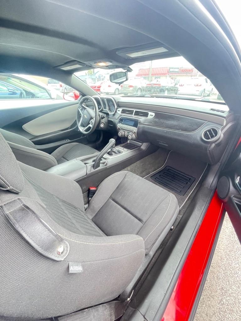 Chevrolet Camaro 2dr Cpe 1LS 2012