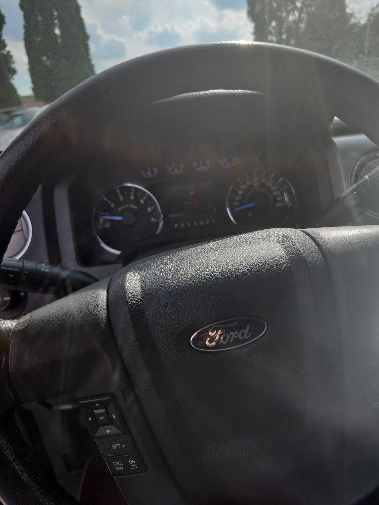 Ford F-150 4WD SuperCab 145" Lariat 2013