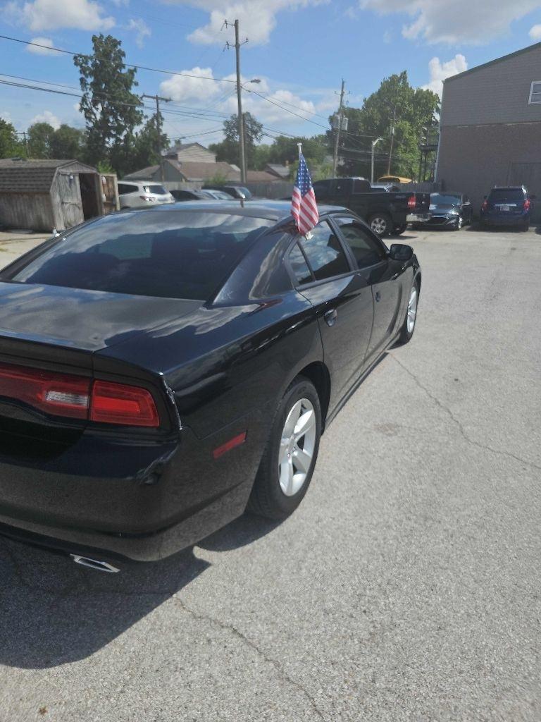 Dodge Charger 4dr Sdn SE RWD 2012