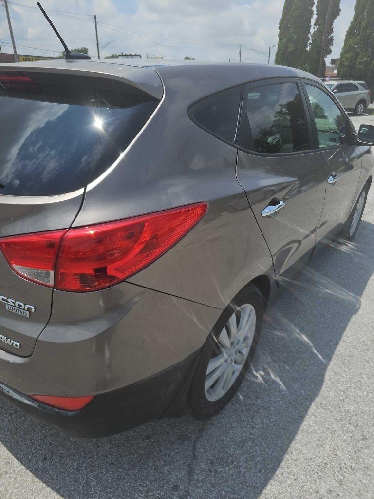 Hyundai Tucson AWD 4dr Auto Limited PZEV 2013