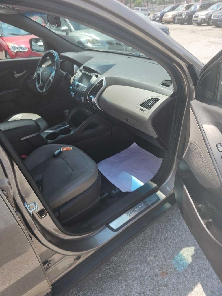 Hyundai Tucson AWD 4dr Auto Limited PZEV 2013