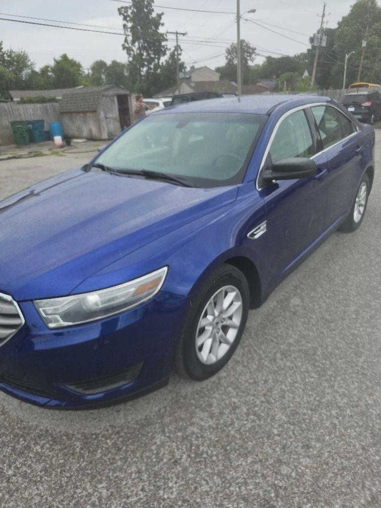 Ford Taurus 4dr Sdn SE FWD 2014