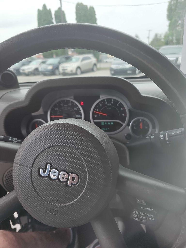 Jeep Wrangler Unlimited 4WD 4dr Sport 2010