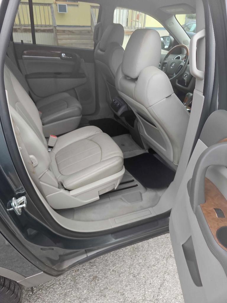 Buick Enclave AWD 4dr CXL-1 2011