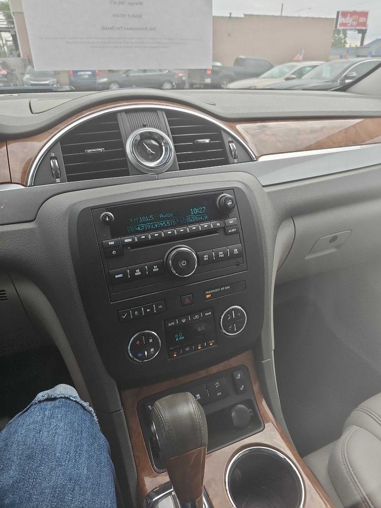 Buick Enclave AWD 4dr CXL-1 2011