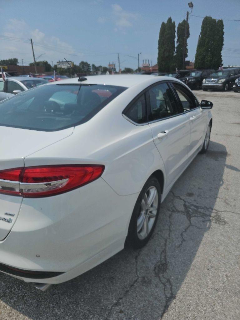 Ford Fusion Hybrid SE FWD 2018