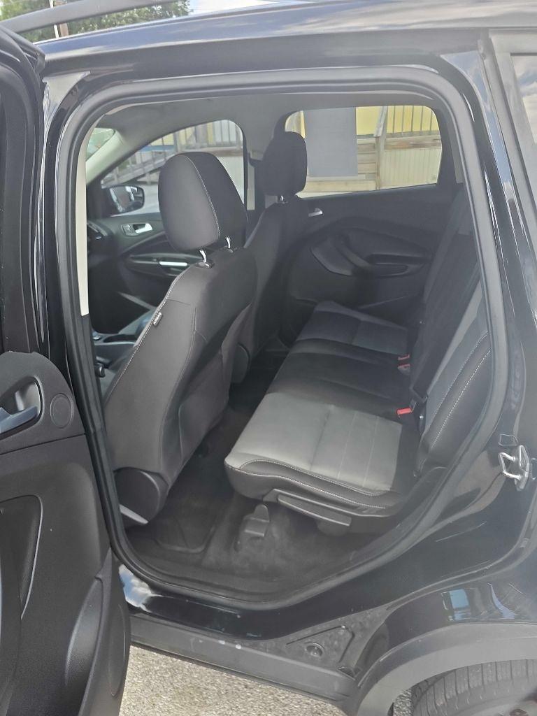 Ford Escape 4WD 4dr SE 2016