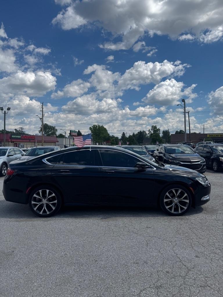Chrysler 200 4dr Sdn C AWD 2015