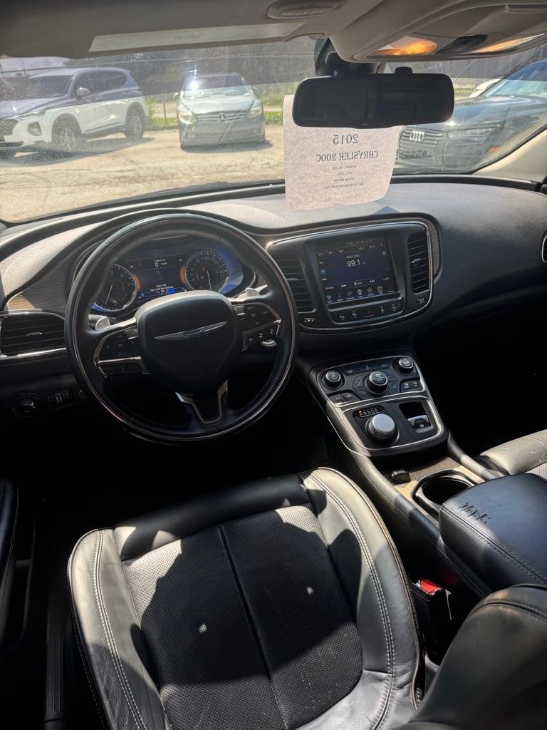 Chrysler 200 4dr Sdn C AWD 2015