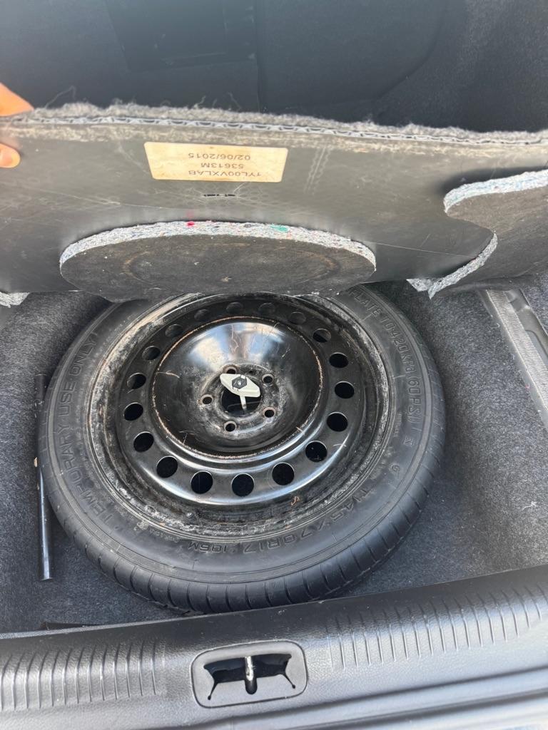 Chrysler 200 4dr Sdn C AWD 2015