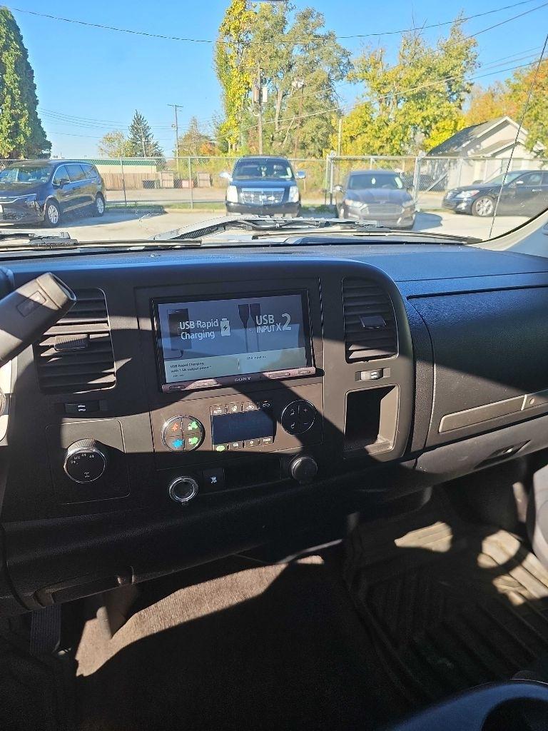 Chevrolet Silverado 1500 4WD Ext Cab 143.5" LT 2009