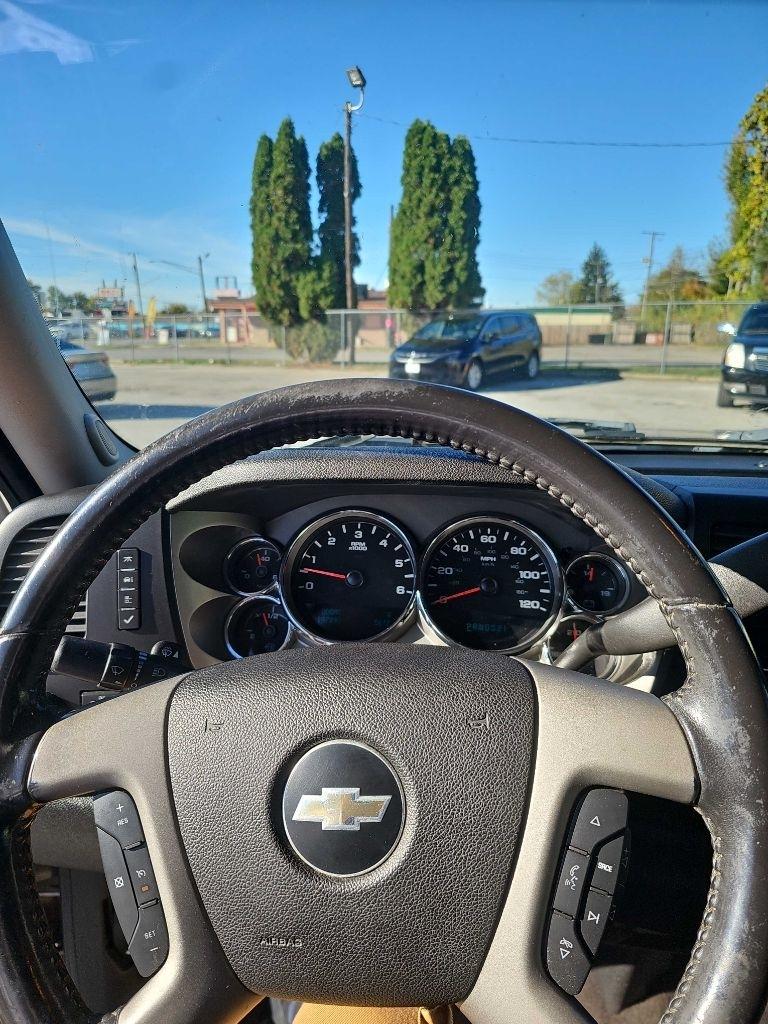 Chevrolet Silverado 1500 4WD Ext Cab 143.5" LT 2009