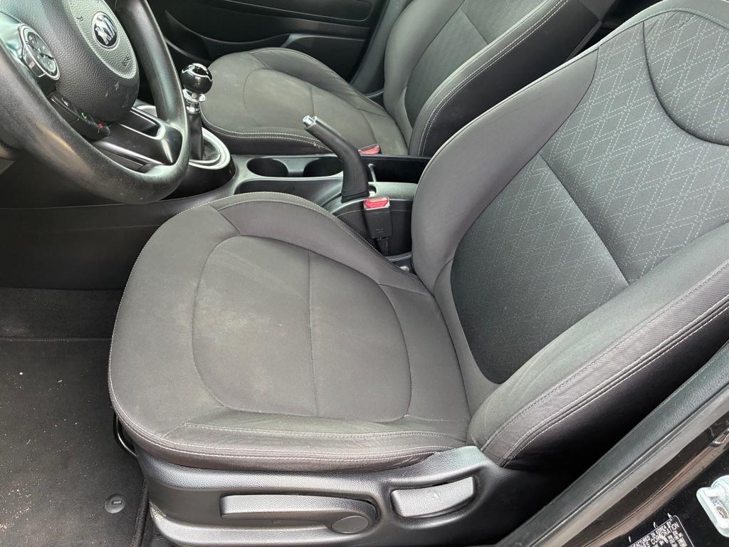 Kia Soul Base Manual 2018