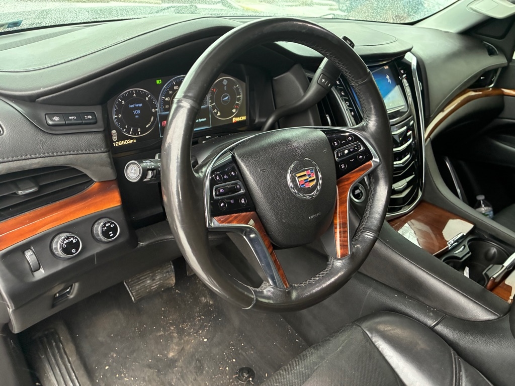 Cadillac Escalade ESV 4WD 4dr Premium 2015