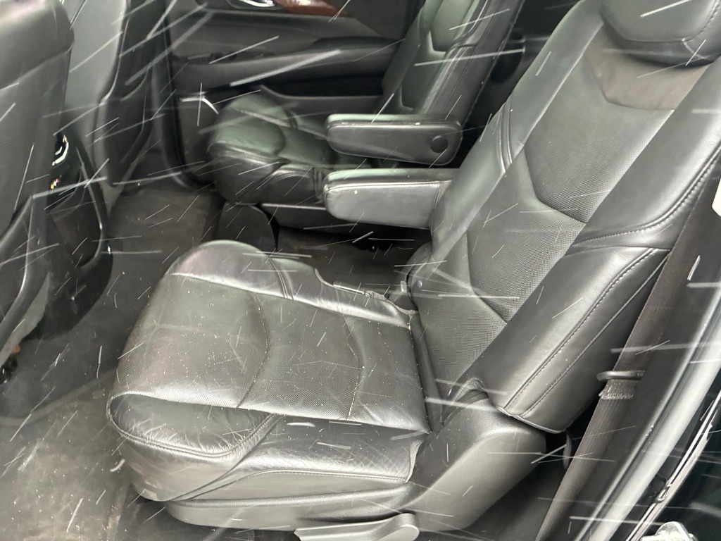 Cadillac Escalade ESV 4WD 4dr Premium 2015