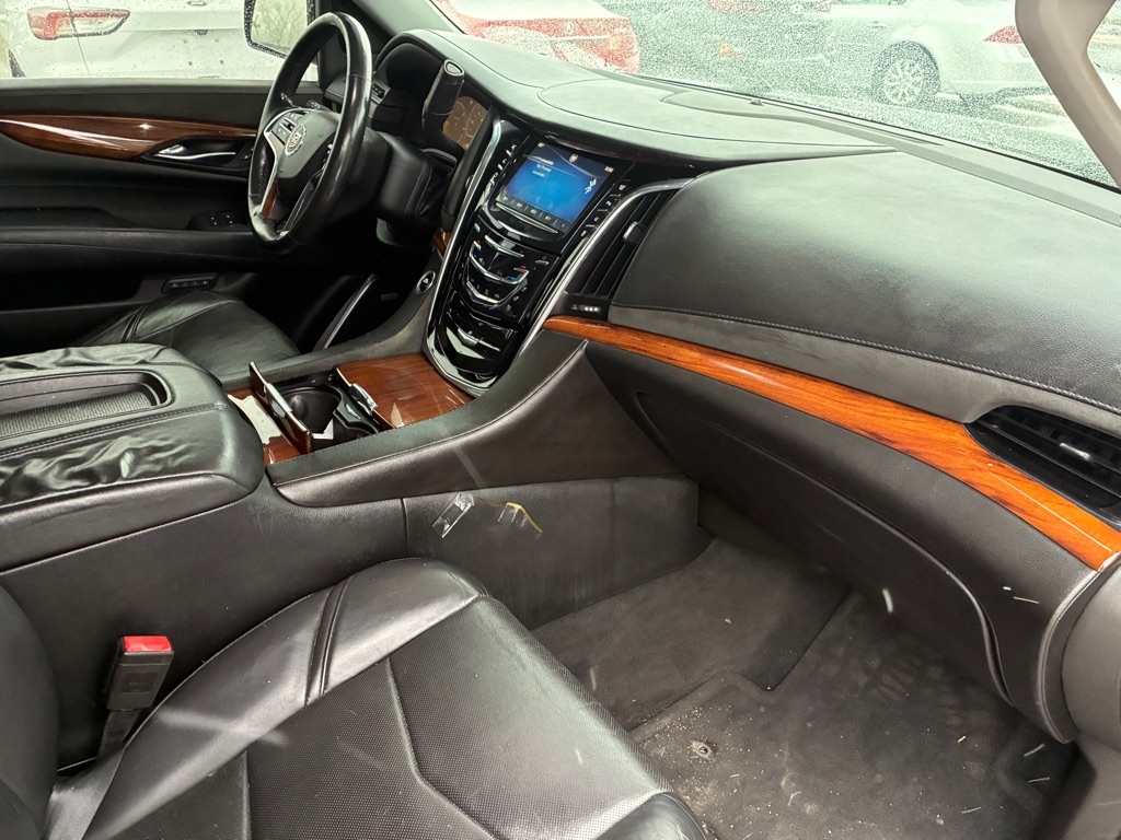 Cadillac Escalade ESV 4WD 4dr Premium 2015