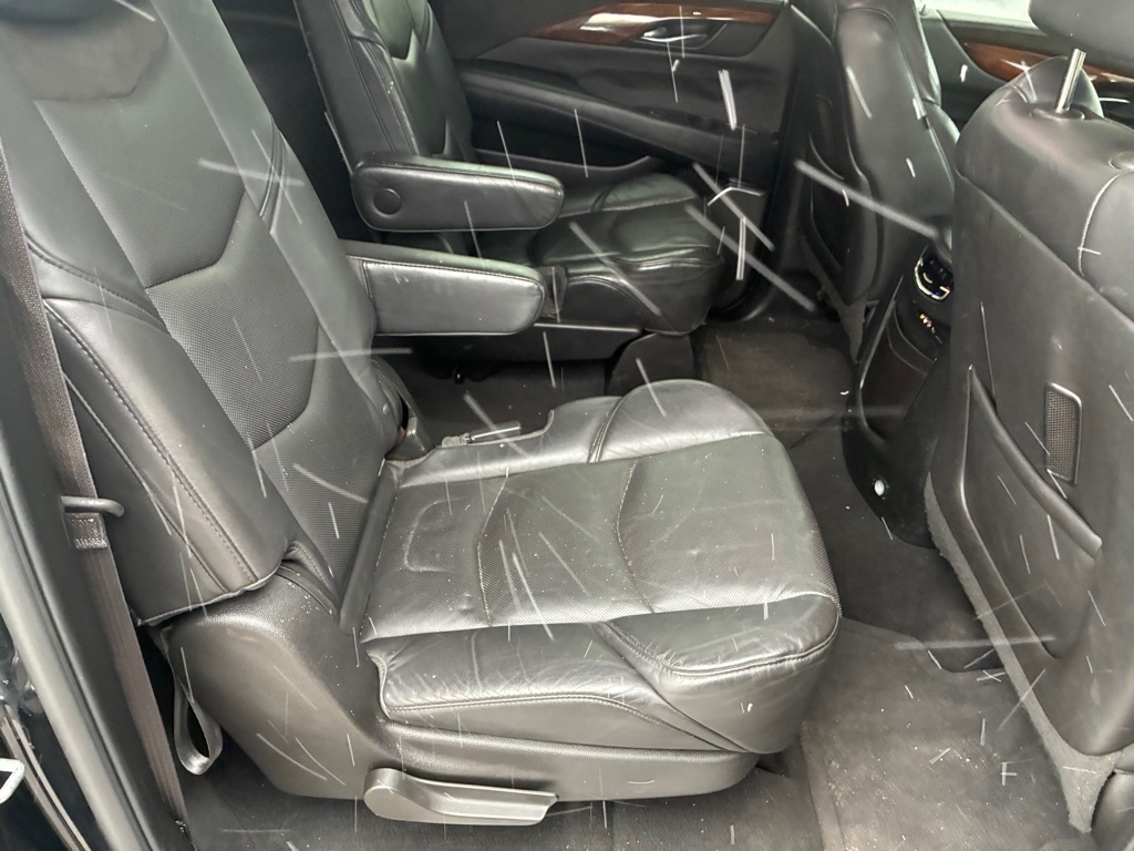 Cadillac Escalade ESV 4WD 4dr Premium 2015
