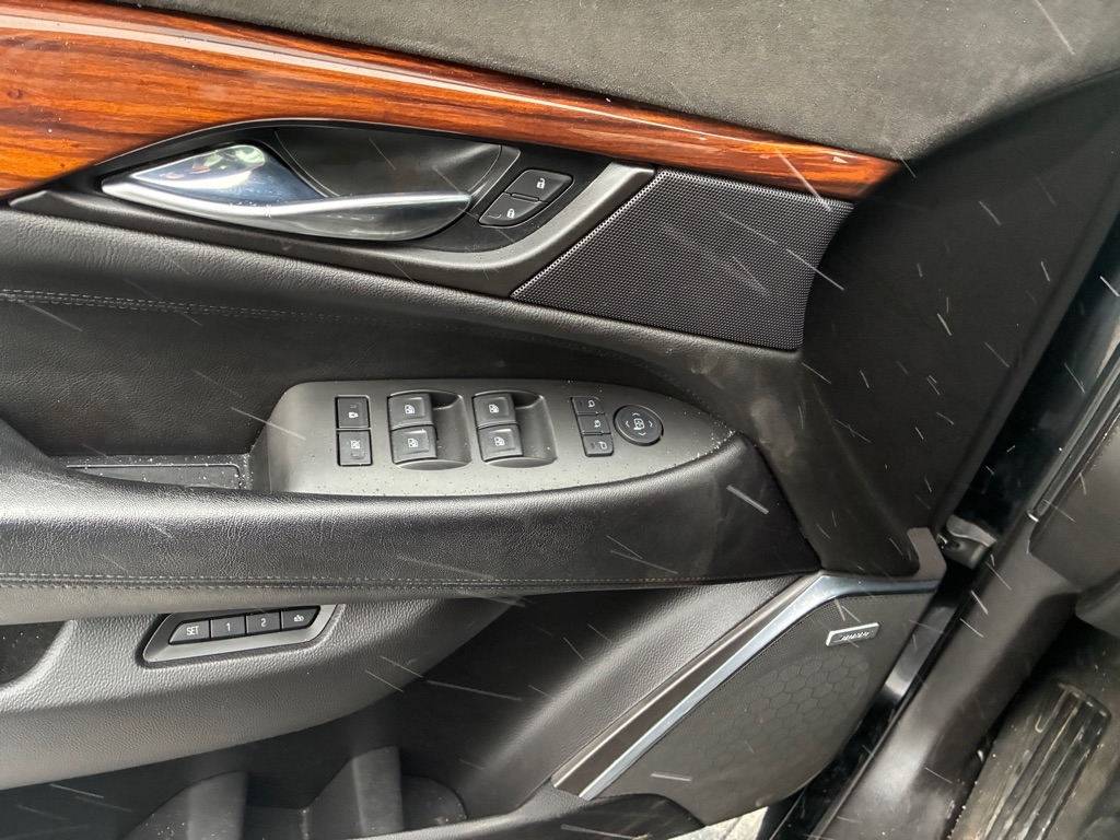 Cadillac Escalade ESV 4WD 4dr Premium 2015