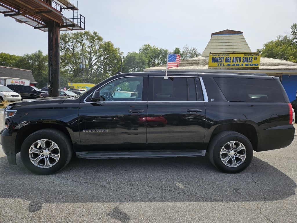 Chevrolet Suburban 4WD 4dr LT 2015 Chevrolet Suburban 4WD 4dr LT 2015
