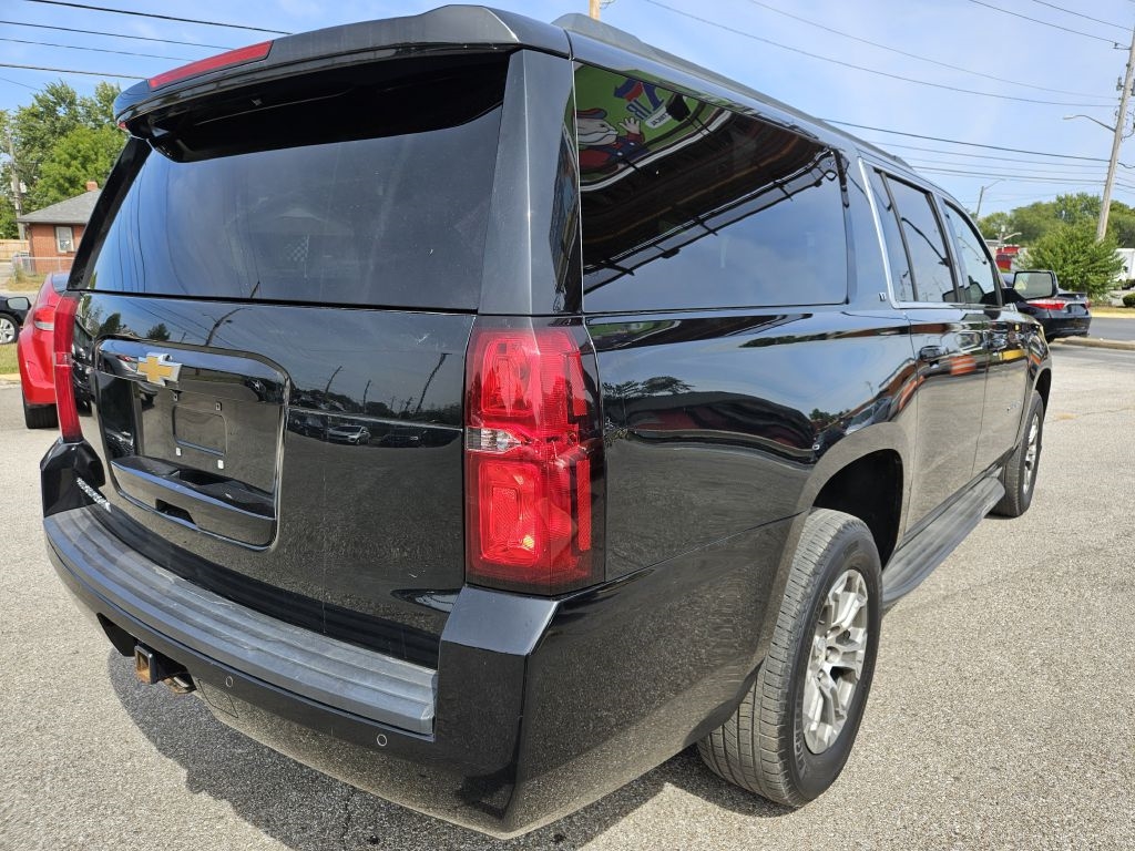 Chevrolet Suburban 4WD 4dr LT 2015 Chevrolet Suburban 4WD 4dr LT 2015